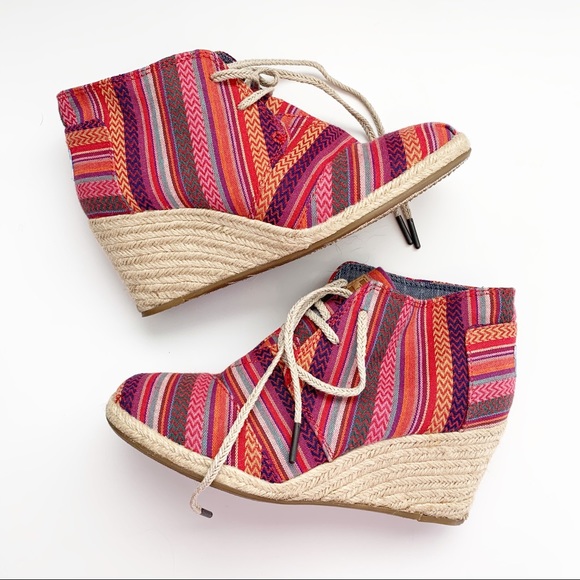 Toms Shoes - Toms Desert Wedge Tribal Essien Lace Up Ankle Boot